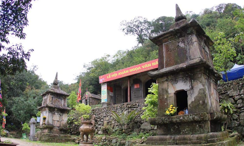 yen-tu-january-travel-guide